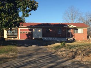 906 Division St, Malvern, AR 72104