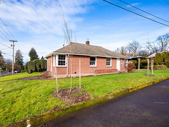2nd image of 1000 W 39th St