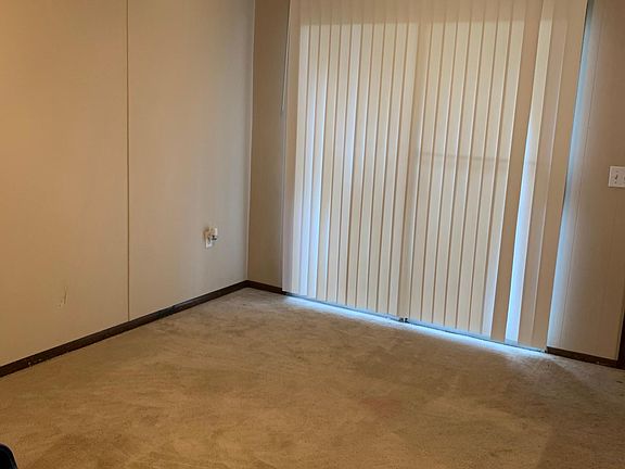 5th image of 312 Monahan Dr APT 9