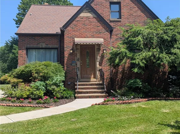 1975 E 226th St, Euclid, OH 44117