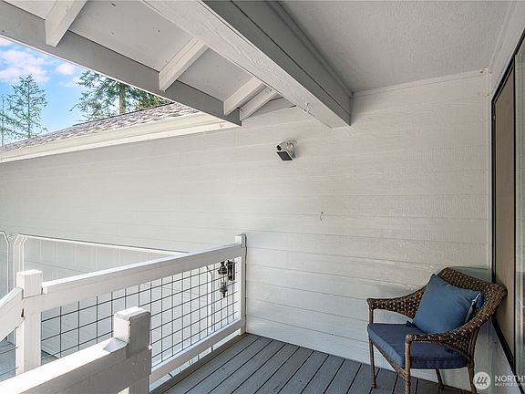5th image of 352 Stillaguamish Place