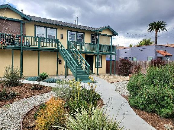 2nd image of 531 Cerritos Ave