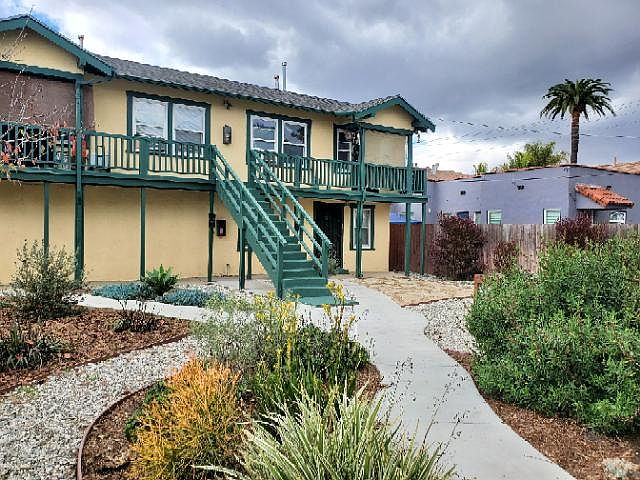 1st image of 535 Cerritos Ave
