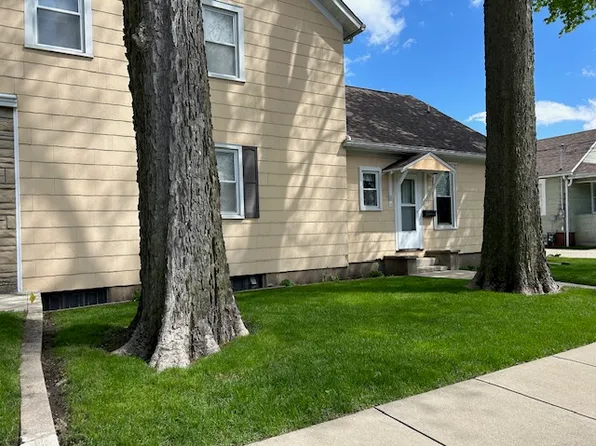 2330 Main St #1, Peru, IL 61354