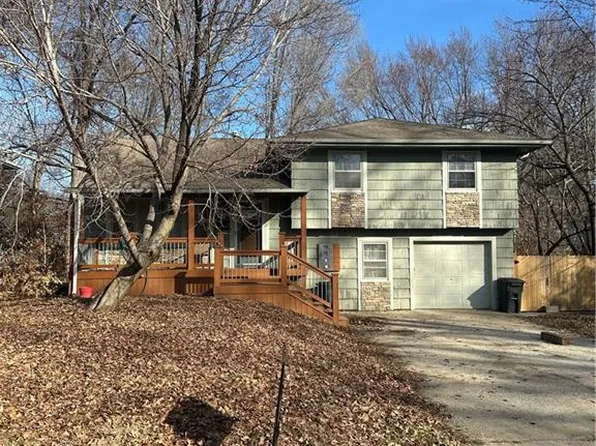 9400 E 80th Ter, Raytown, MO 64138