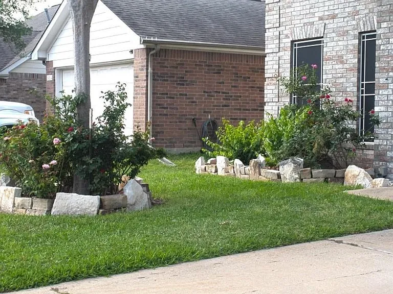 16130 Coleburn Dr — Photo 3