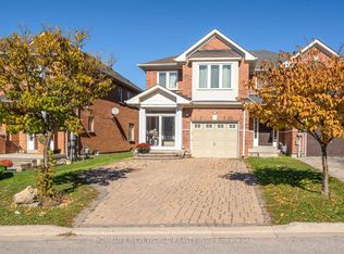 24 Christephen Cres, Richmond Hill, ON