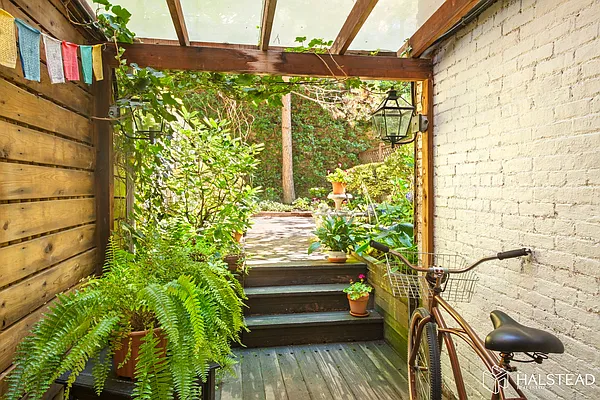 Rented by Halstead Real Estate | media 31