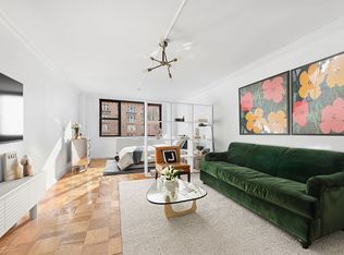 130 E 18th St APT 10M, New York, NY