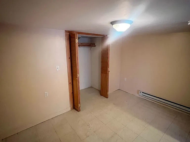 44 Knowlton St — Photo 6
