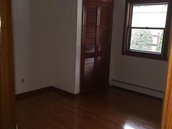 4th image of 3803 W Lake Rd #1
