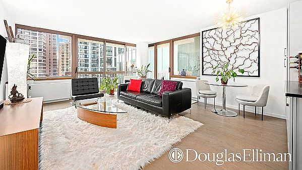 1st image of 235 E 40th St APT 16B