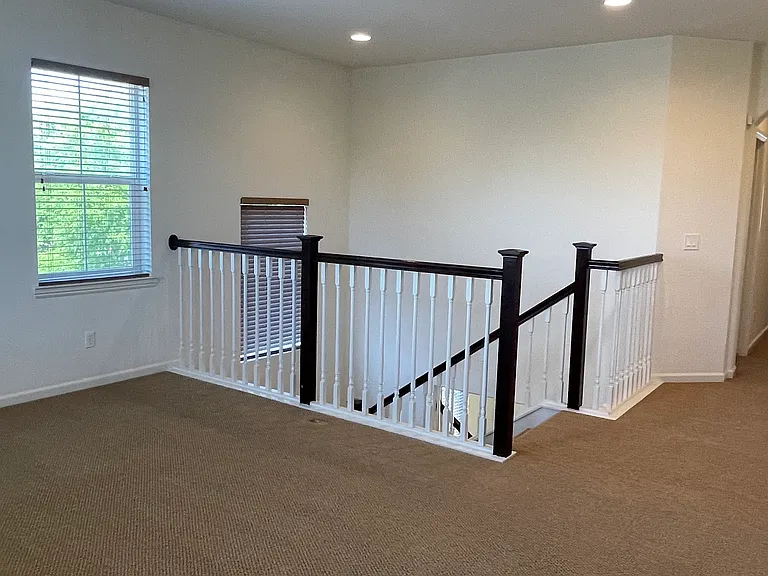 3145 Ardley Dr — Photo 29