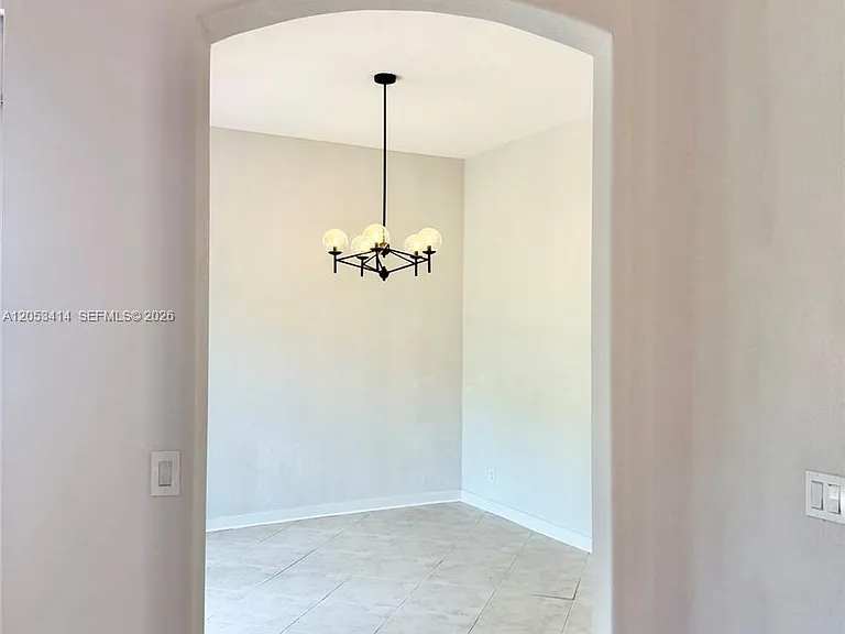 4946 SW 38th Way — Photo 25