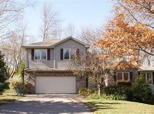 5630 Harding Ln, Shorewood, MN 55331