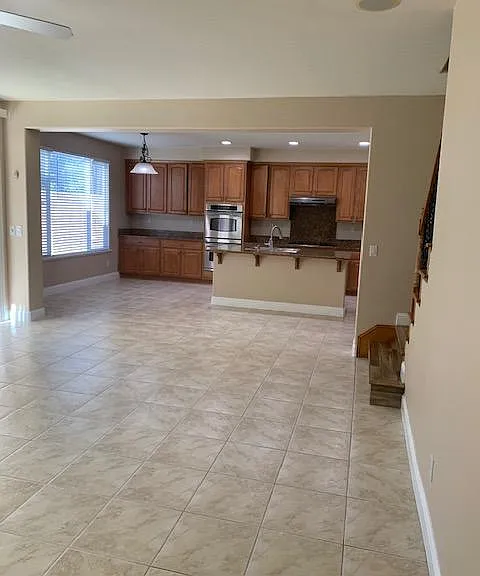 1716 Woodhaven Cir — Photo 5