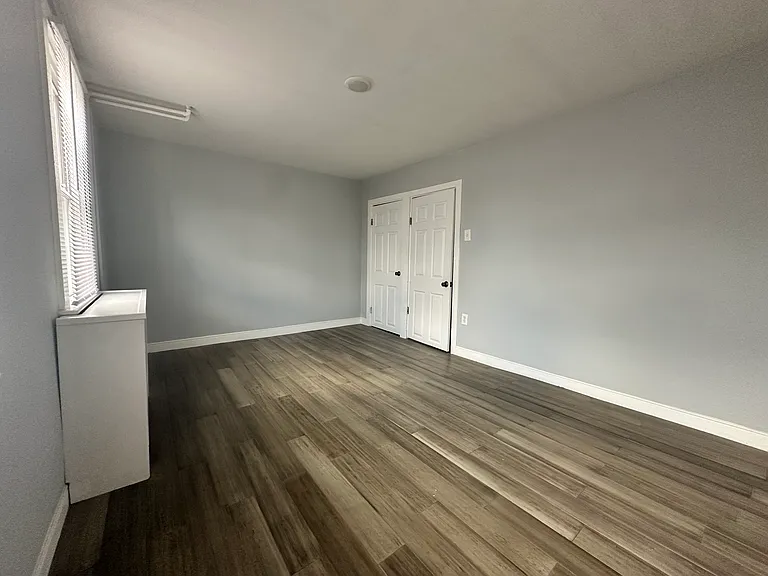 2714 Pratt St — Photo 20