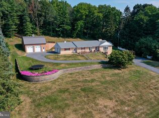 175 Durlach Hill Rd, Stevens, PA 17578