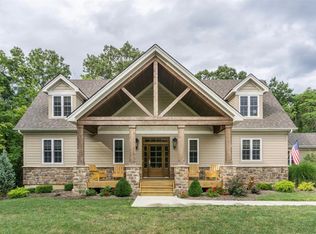 1016 W Bridlepath Ln, Loveland, OH 45140