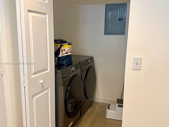 4th image of 17100 N Bay Rd APT 1318