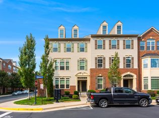 42237 Piebald Sq, Aldie, VA 20105