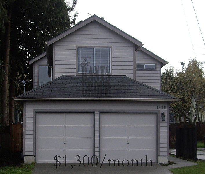 1st image of 1338 Puget St NE