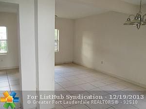 5th image of 2550 SW 55th Ave