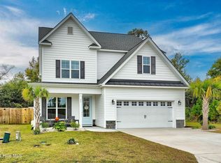 31 Cay Ct, Hampstead, NC 28443