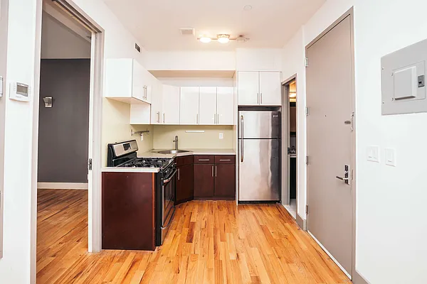 Rented by Nooklyn NYC LLC | media 40