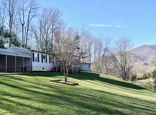 88 Crocus Dr, Waynesville, NC 28785