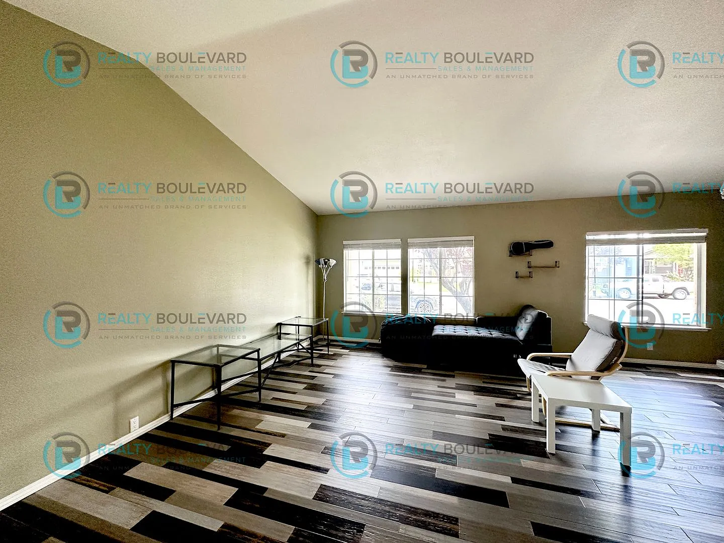 You will absolutely love what this home has to offer! — Photo 4