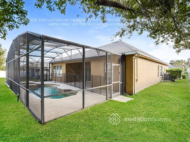 204 Towerview Dr E — Photo 16