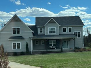 1307 Crescent Ridge Dr, Murfreesboro, TN 37128