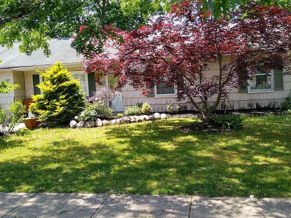 1st image of 1012 Hearthstone Dr
