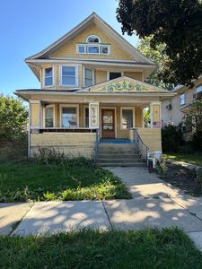 5709 W Midway Park, Chicago, IL, 60644