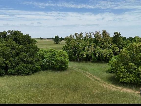 2nd image of N Broadway Rd
