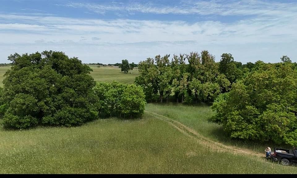 1st image of N Broadway Rd