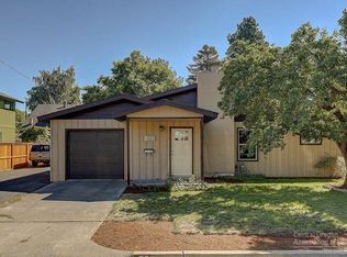 522 SW 13th St, Redmond, OR 97756