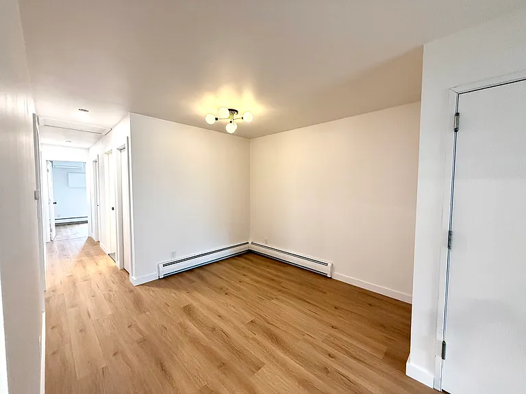 103 Van Horne St #2 — Photo 7