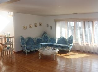 151 6th St, Wood Ridge, NJ 07075