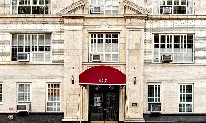 Rented by Rita S Citrin, LREB | media 17