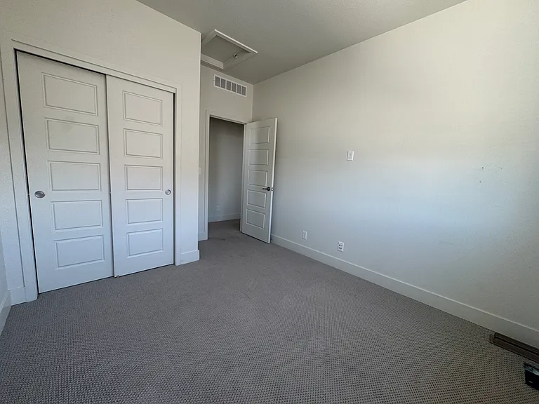 2120 Alcott Way — Photo 21