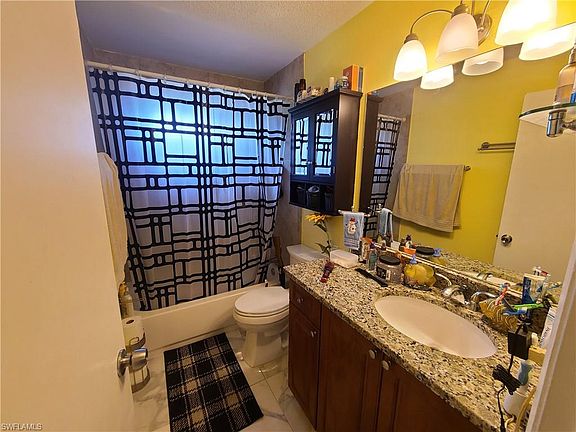 5th image of 18659 Sarasota Rd