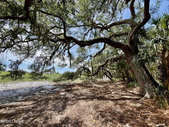 1065 Seaside Road, St. Helena Island, SC 29920