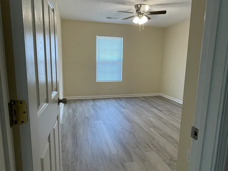 1822 Country Meadows Dr #1 — Photo 4