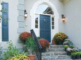 1230 Riversound Ct, Marietta, GA 30068