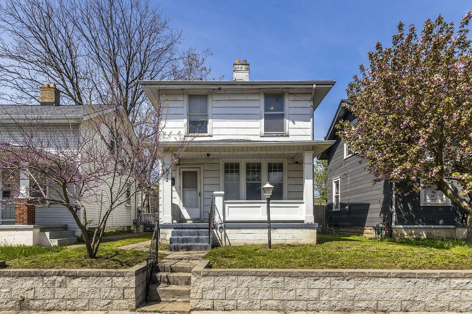 552 Southwood Ave photo 1
