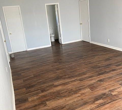 Large living room looking toward inner wall