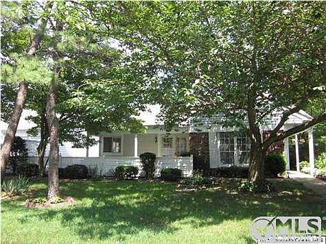 1st image of 513C Cheshire Ct