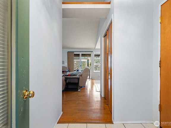 3rd image of 37399 Buck Road NE